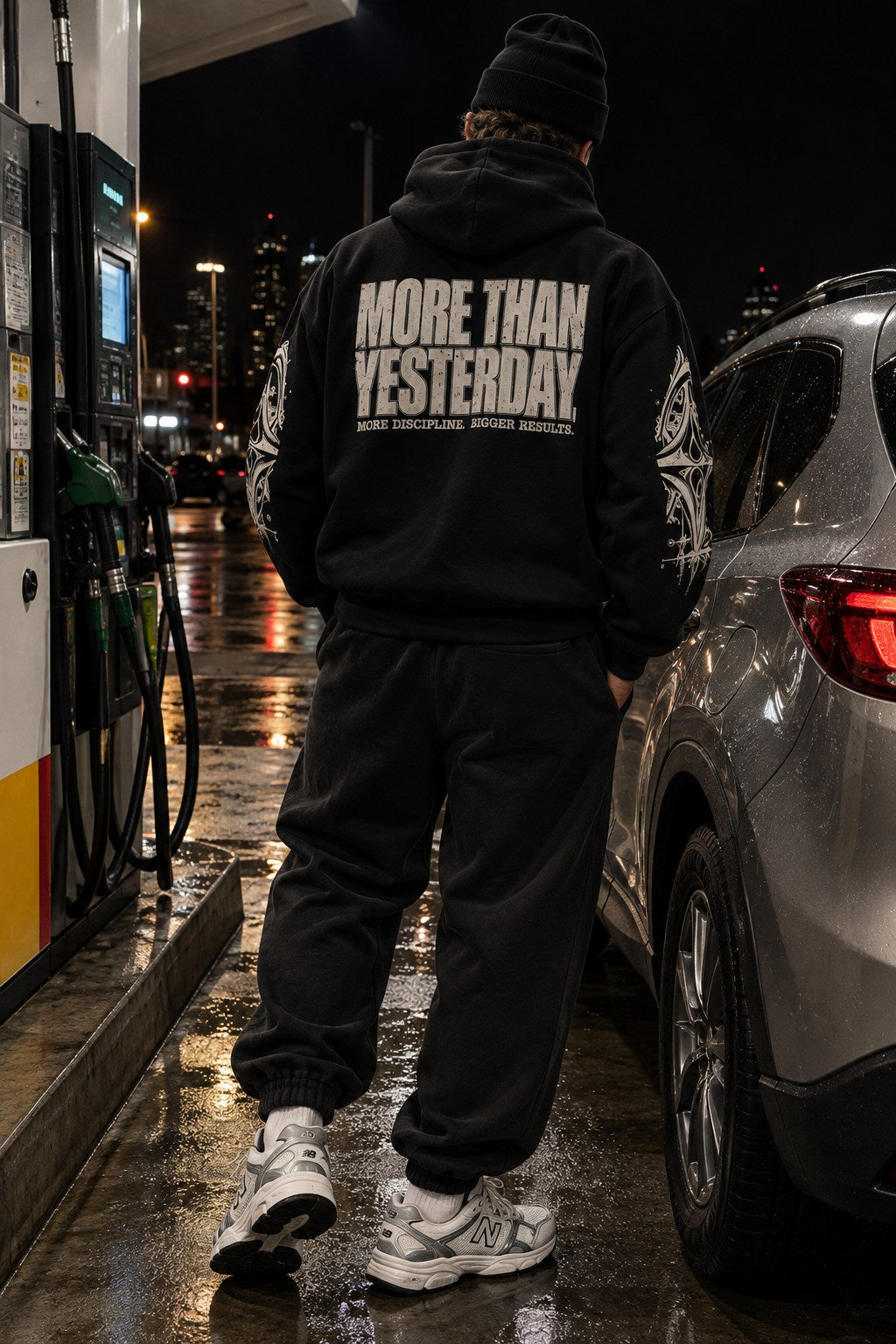 VSNRS look hoodie negro gasolinera